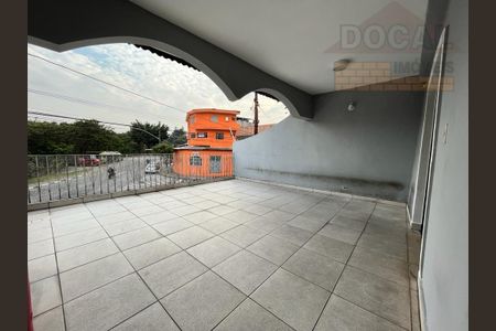 7_photo/94ce5473eb.bf6b4b601a5c4813-ATLAS-d0a5bc64-5c0e-4eec-abdd-01eff685a2b5.jpg de casa à venda com 4 quartos, 165m² em Parque Maraba, Taboão da Serra