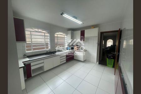 11_photo/94ce54752d.f38e38137a2159e3-ATLAS-eed94f77-dde1-45b4-9fff-8d11a9bdfe54.jpg de casa para alugar com 4 quartos, 150m² em Jardim Martinica, São Paulo