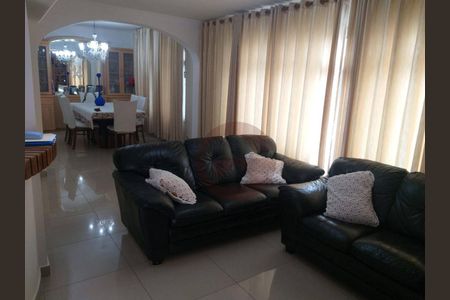 7_photo/94ce5477df.3e1b4b7d4b39a1bc-ATLAS-21d338f9-4bc1-4cfc-80c6-443d43bc9617.jpg de casa à venda com 3 quartos, 197m² em Vila Pirajussara, São Paulo