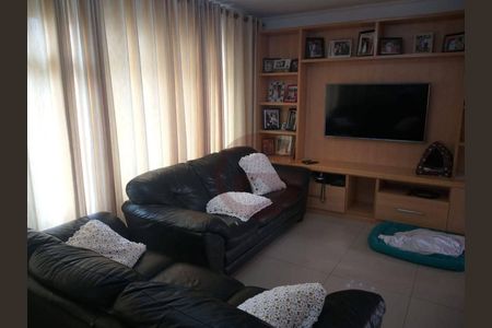 10_photo/94ce5477df.3e1b4b7d4b39a1bc-ATLAS-2ffa9c4d-8c1a-4868-b1ad-59cd9e78e321.jpg de casa à venda com 3 quartos, 197m² em Vila Pirajussara, São Paulo