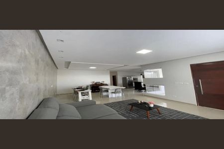 2_photo/94ce547a8d.2f15d505e37c7ac5-ATLAS-248bfa36-2fa2-4780-9c06-3928a256ffc5.jpg de casa à venda com 3 quartos, 140m² em Parque Pinheiros, Taboão da Serra