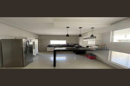 11_photo/94ce547a8d.2f15d505e37c7ac5-ATLAS-7e8d3787-747a-4034-91a8-6a889d5aaa3e.jpg de casa à venda com 3 quartos, 140m² em Parque Pinheiros, Taboão da Serra