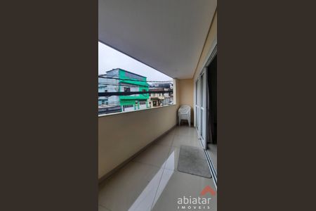 8_photo/94ce547bb3.7c432262441fa205-ATLAS-b95db3d5-e3c3-465f-8d00-a814cbea2135.jpg de casa à venda com 3 quartos, m² em Parque Pinheiros, Taboão da Serra