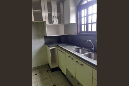 12_photo/94ce547c83.0176ad22bcbf6d3f-ATLAS-e034a326-6a41-40f2-a9bf-507d6629f181.jpg de casa à venda com 2 quartos, 110m² em Parque Pinheiros, Taboão da Serra