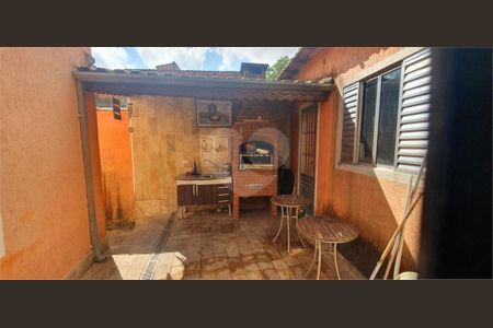 7_photo/94ce547ffb.7b8bc6be06f0f13d-ATLAS-4f8c6b80-dab9-492a-a8fb-341e2cef2a47.jpg de casa à venda com 3 quartos, 260m² em Jardim Iracema, Taboão da Serra