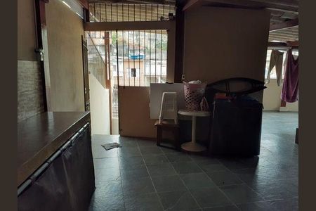 9_photo/94ce548009.ed4f9904fc8225d3-ATLAS-ff49ebb8-a6ed-40c5-9adf-41387adde8b6.jpg de casa à venda com 3 quartos, 180m² em Jardim Iracema, Taboão da Serra