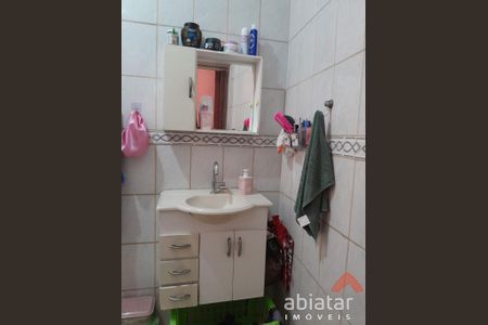 11_photo/94ce548055.d83ba18c48a1246b-ATLAS-008e976a-b9df-40ce-b38e-133acc64d9c1.jpg de casa à venda com 2 quartos, 225m² em Jardim Maria Luiza, Taboão da Serra