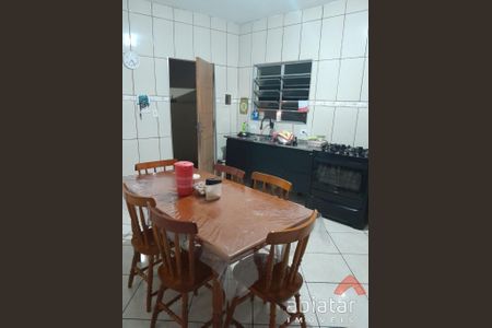 4_photo/94ce548055.d83ba18c48a1246b-ATLAS-bfae3bb3-2ec6-43b6-b030-6d5f8adbd422.jpg de casa à venda com 2 quartos, 225m² em Jardim Maria Luiza, Taboão da Serra