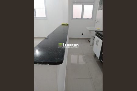 2_photo/94ce5480b7.b86b5f5e8a2bcc97-ATLAS-4bb66c01-2e6a-4a67-8383-749e8c95d98d.jpg de apartamento à venda com 2 quartos, 50m² em Jardim Guaciara, Taboão da Serra