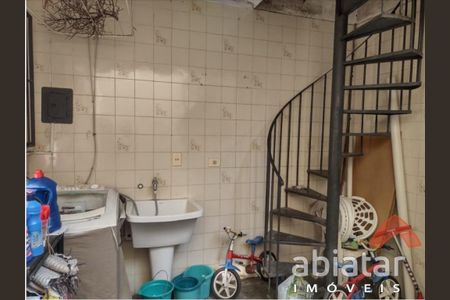 10_photo/94ce548131.4cea1a0b3f6bbd2f-ATLAS-72ee1c4c-465d-4f4e-b996-25453c919bc4.jpg de casa à venda com 3 quartos, 160m² em Jardim Guaciara, Taboão da Serra