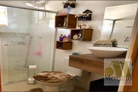 5_photo/94ce5481a5.6fa24c30896ad7dc-ATLAS-474b37ac-e63f-454a-b2d4-e8e2e9cde850.jpg de casa à venda com 2 quartos, 210m² em Jardim Maria Luiza, Taboão da Serra