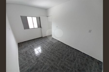 4_photo/94ce548205.9845a183adc4e21d-ATLAS-132114e5-d195-446d-a48a-3624dfc99d9b.jpg de casa à venda com 2 quartos, 70m² em Jardim Suina, Taboão da Serra