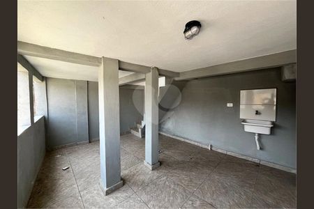 10_photo/94ce548205.9845a183adc4e21d-ATLAS-661c63ff-3120-472d-b9c4-e9c66c7dab80.jpg de casa à venda com 2 quartos, 70m² em Jardim Suina, Taboão da Serra