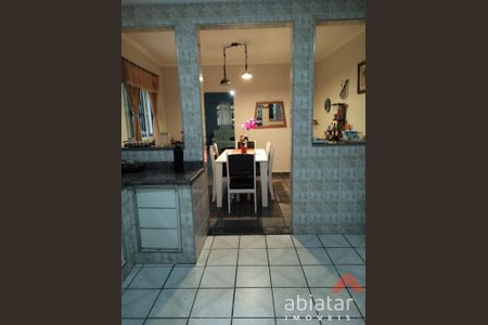 12_photo/94ce5482a3.3be18b52e244e7c2-ATLAS-8fe073d8-6236-4690-9b05-bc29fcb8e198.jpg de casa à venda com 4 quartos, m² em Jardim Suina, Taboão da Serra