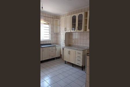 7_photo/94ce5482c3.8cbbc6e43ead3576-ATLAS-2a76590d-515b-4aff-abb9-5bbbf38daff5.jpg de casa à venda com 3 quartos, 165m² em Parque Sao Joaquim, Taboão da Serra