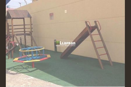 26_photo/94ce5482f7.74dbc9aa7d3e0758-ATLAS-618380dd-b36f-48e4-9082-081b75b4ed2d.jpg de apartamento à venda com 2 quartos, 48m² em Jardim Suina, Taboão da Serra