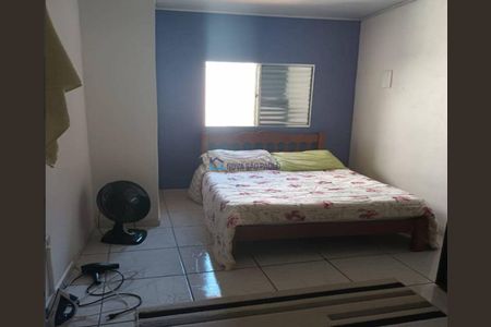 11_photo/94ce5484b9.bb2cfda027800a9a-ATLAS-5d17782d-3132-4bec-872f-bbced7f407fc.jpg de casa à venda com 5 quartos, 160m² em Jardim Sao Salvador, Taboão da Serra