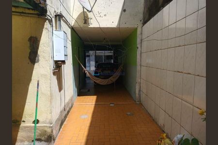 20_photo/94ce5484b9.bb2cfda027800a9a-ATLAS-f48c3871-d5ef-4d9f-9ca3-94ebf3cbef15.jpg de casa à venda com 5 quartos, 160m² em Jardim Sao Salvador, Taboão da Serra