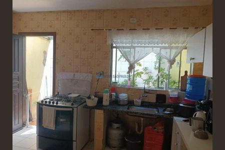 6_photo/94ce5484b9.bb2cfda027800a9a-ATLAS-f7964efe-05da-44c4-96fb-0e8c2adfbb2b.jpg de casa à venda com 5 quartos, 160m² em Jardim Sao Salvador, Taboão da Serra