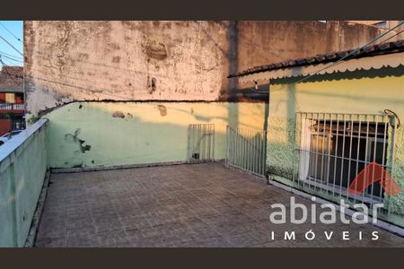 4_photo/94ce5484f5.c3f00cfadba54684-ATLAS-2310ec2f-4850-4159-8a2c-c47d75a6a40e.jpg de casa à venda com 4 quartos, m² em Jardim Roberto, Taboão da Serra