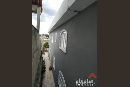 8_photo/94ce5487c1.2d5b66cf4807465a-ATLAS-051d551a-a94e-41ce-8b29-e31cb5c8fb50.jpg de casa à venda com 5 quartos, m² em Jardim Record, Taboão da Serra