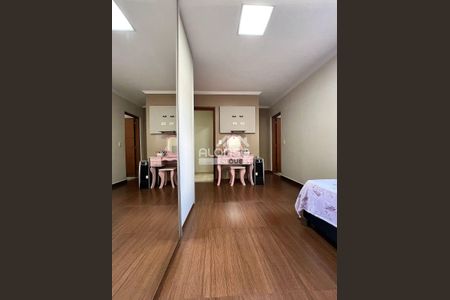 2_photo/94ce5489f5.9f73e101bd22bb98-ATLAS-3c0331bd-9231-41dc-b8bf-1dca821fd4a5.jpg de casa à venda com 4 quartos, 194m² em Vila Iasi, Taboão da Serra