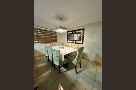 4_photo/94ce5489f5.9f73e101bd22bb98-ATLAS-51dc1343-e7f4-485c-8e50-41adccd27fe0.jpg de casa à venda com 4 quartos, 194m² em Vila Iasi, Taboão da Serra