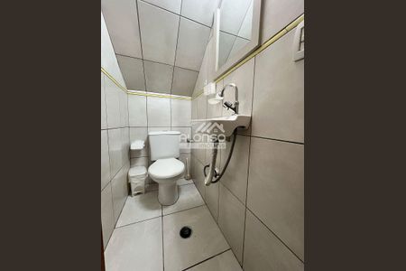 5_photo/94ce5489f5.9f73e101bd22bb98-ATLAS-5e214ae2-14d9-42e9-a258-1097509fdc56.jpg de casa à venda com 4 quartos, 194m² em Vila Iasi, Taboão da Serra