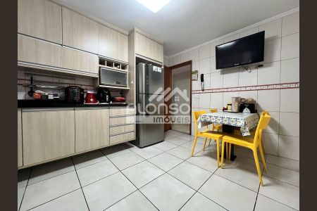 9_photo/94ce5489f5.9f73e101bd22bb98-ATLAS-c7ab01a2-b08e-4796-9be8-176cf0c73a9e.jpg de casa à venda com 4 quartos, 194m² em Vila Iasi, Taboão da Serra