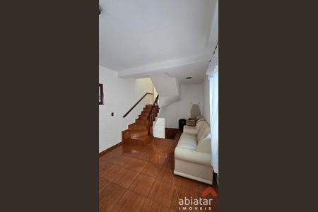 6_photo/94ce548b3f.84d273d2e1abbbdc-ATLAS-eae84711-37cb-4d61-ac1f-5bb377e26d0a.jpg de casa à venda com 3 quartos, 157m² em Arraial Paulista, Taboão da Serra