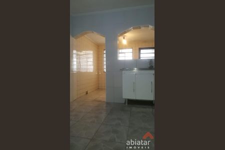 12_photo/94ce548b43.ae3d86bef28e162d-ATLAS-84bd68a8-e16a-4a6b-bee4-63514fa3b592.jpg de casa à venda com 2 quartos, 108m² em Vila Iasi, Taboão da Serra