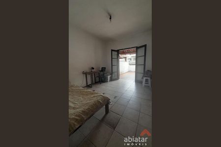 7_photo/94ce548b43.ae3d86bef28e162d-ATLAS-e2941fd6-035b-4668-93ee-adb790890d2c.jpg de casa à venda com 2 quartos, 108m² em Vila Iasi, Taboão da Serra