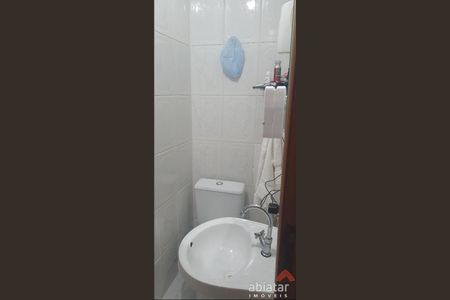 4_photo/94ce548bd7.e6f02a1e96aef2b1-ATLAS-421cf8af-1cbc-437a-a747-0b3ecadf339a.jpg de casa à venda com 2 quartos, 60m² em Jardim Record, Taboão da Serra