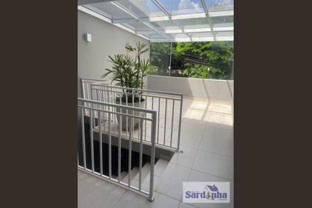 3_photo/94ce548f63.1aa5b8f538f3adaf-ATLAS-2ff4adf6-2b4a-4b94-8bc0-4fcf1aa46ca9.jpg de casa à venda com 2 quartos, 88m² em Jardim Trianon, Taboão da Serra