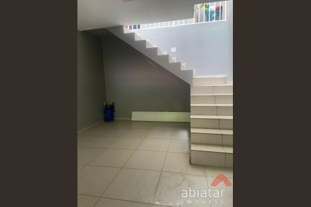 4_photo/94ce548f63.1aa5b8f538f3adaf-ATLAS-37c7252a-0b8e-4e7e-9e21-e27f3893317d.jpg de casa à venda com 2 quartos, 77m² em Jardim Trianon, Taboão da Serra