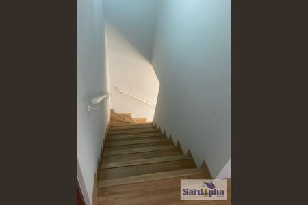 10_photo/94ce548f63.1aa5b8f538f3adaf-ATLAS-8cf82d0a-da00-438f-bee7-ce796ad08826.jpg de casa à venda com 2 quartos, 88m² em Jardim Trianon, Taboão da Serra