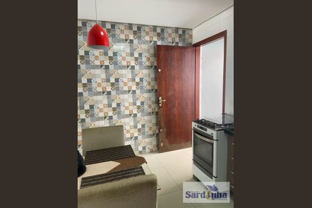 3_photo/94ce548f63.1aa5b8f538f3adaf-ATLAS-d0eb5591-31f9-4dce-a6d3-5d55286cb3c6.jpg de casa à venda com 2 quartos, 88m² em Jardim Trianon, Taboão da Serra