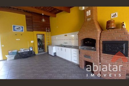 11_photo/94ce549053.c3b9fb60c1df5c5a-ATLAS-b89062d0-e8f3-4046-9cb4-c2fa0d1ea851.jpg de casa à venda com 3 quartos, 260m² em Jardim Record, Taboão da Serra