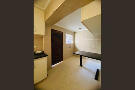 5_photo/94ce5499d1.7f057c72c49660dd-ATLAS-3e0bc2e2-3ced-47ec-9611-e7fd6d00c0d5.jpg de casa à venda com 3 quartos, 280m² em Jardim Scandia, Taboão da Serra