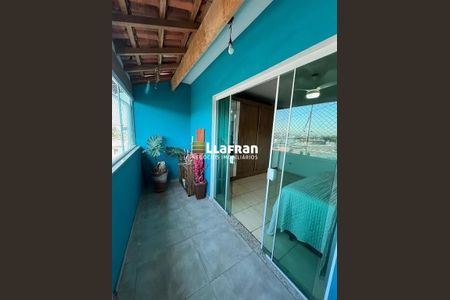 8_photo/94ce549a03.ceff8192393c33de-ATLAS-6c74e0cb-36ad-48c3-8d47-2a2f933029a6.jpg de casa à venda com 3 quartos, 120m² em Sítio das Madres, Taboão da Serra