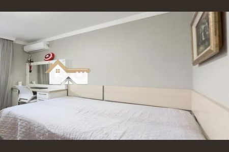 31_photo/94ce549c3b.c202053c0eb79174-ATLAS-e4e6943a-5896-4b2f-845d-679593ed5b63.jpg de casa à venda com 3 quartos, 189m² em Parque Jacaranda, Taboão da Serra