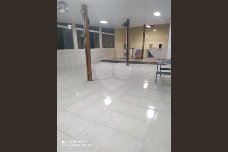 12_photo/94ce549d1d.e3da74daae84817a-ATLAS-3e659e6f-9f20-4eb2-bb48-13a3fe7baf12.jpg de casa à venda com 5 quartos, 355m² em Vila Carmelina Goncalves, Taboão da Serra