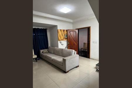 12_photo/94ce549f8f.007d8801227075bf-ATLAS-c8537d29-3183-4637-8b2b-e4cb01f1e62f.jpg de casa para alugar com 4 quartos, 204m² em Jardim Florida, Embu das Artes