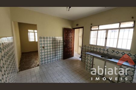 4_photo/94ce54a3e3.b1ff8ee6d12cfd64-ATLAS-e8678d53-5bee-4951-a1c8-fa5d63697b7c.jpg de casa à venda com 2 quartos, 100m² em Jardim Sao Luiz, Embu das Artes