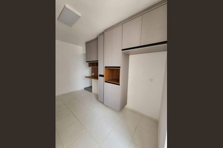 11_photo/94ce54b145.4436a2a690cea661-ATLAS-65d66b7f-9bd2-448a-8e4c-8a2725165d22.jpg de apartamento para alugar com 4 quartos, 132m² em Jardim Santa Barbara, Embu das Artes