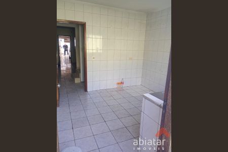 7_photo/94ce54b8b5.8e48f5906dd675de-ATLAS-65c5b757-4020-4142-afec-b4e988d6a071.jpg de casa à venda com 2 quartos, 105m² em Jardim Sao Judas Tadeu, Taboão da Serra