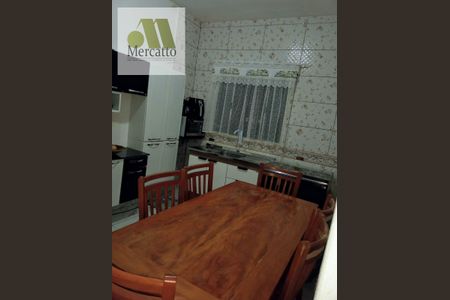 6_photo/94ce54c1b5.2008f600ea595daf-ATLAS-dc9b671f-ea3d-4acc-b2cd-8d4a99c8406a.jpg de casa à venda com 2 quartos, 100m² em Jardim Margarida, Taboão da Serra