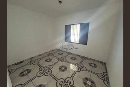 7_photo/94ce54c1e7.9845a183adc4e21d-ATLAS-71d40b70-8ffd-460f-a7a8-4901ea1ecc90.jpg de casa à venda com 2 quartos, 70m² em Vila Indiana, Taboão da Serra