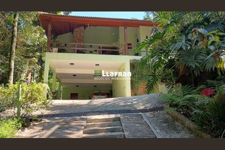 5_photo/94ce54c2af.ceff8192393c33de-ATLAS-cf8f358e-c01a-4065-8724-79c823ff103e.jpg de casa à venda com 4 quartos, 500m² em Condomínio Iolanda, Taboão da Serra