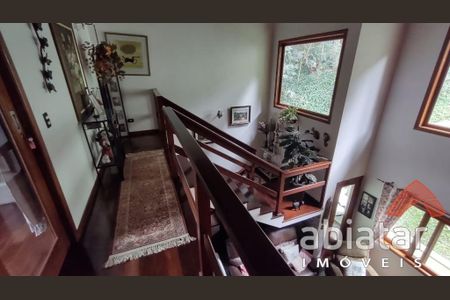 3_photo/94ce54c2b1.6618d879b31b9a75-ATLAS-0f7ec2aa-27fc-44b8-8b13-32ea5dd3375b.jpg de casa à venda com 4 quartos, 400m² em Condomínio Iolanda, Taboão da Serra